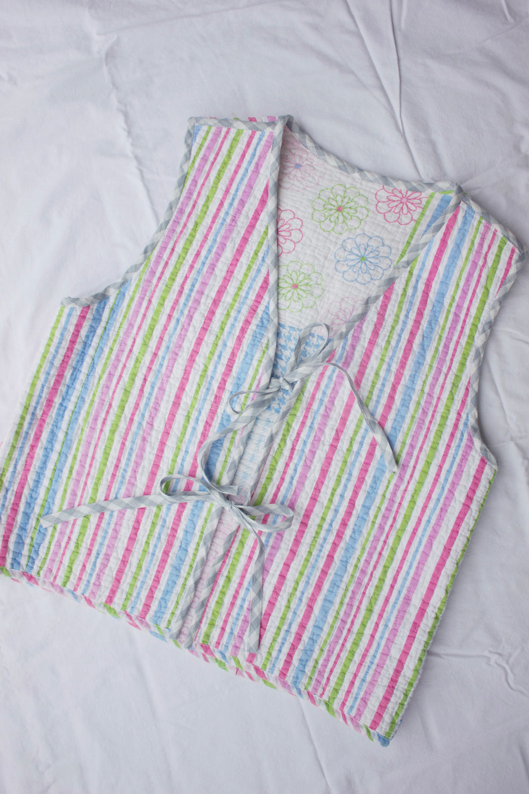 Reversible Dream Vest - Pastel Dods (8)