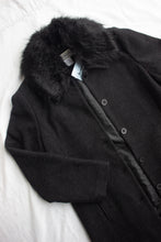 Load image into Gallery viewer, Fur Collar Coat - (14)
