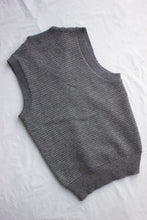 Load image into Gallery viewer, Wool Blend Vest (M)
