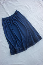 Load image into Gallery viewer, Vintage Navy Slip Skirt (L)
