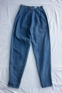 Vintage High Waisted Jeans (6)